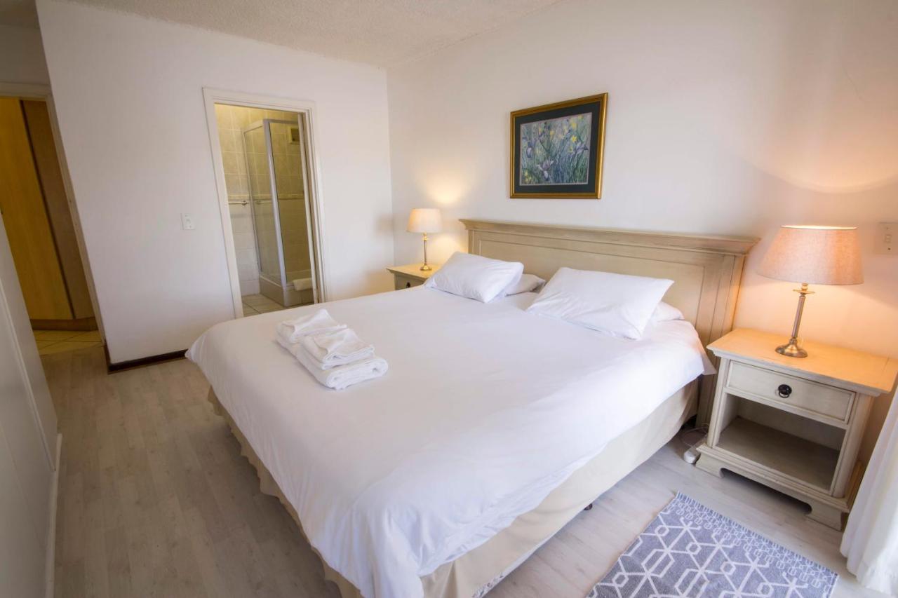 Laguna Grove Holiday Rentals Knysna Esterno foto
