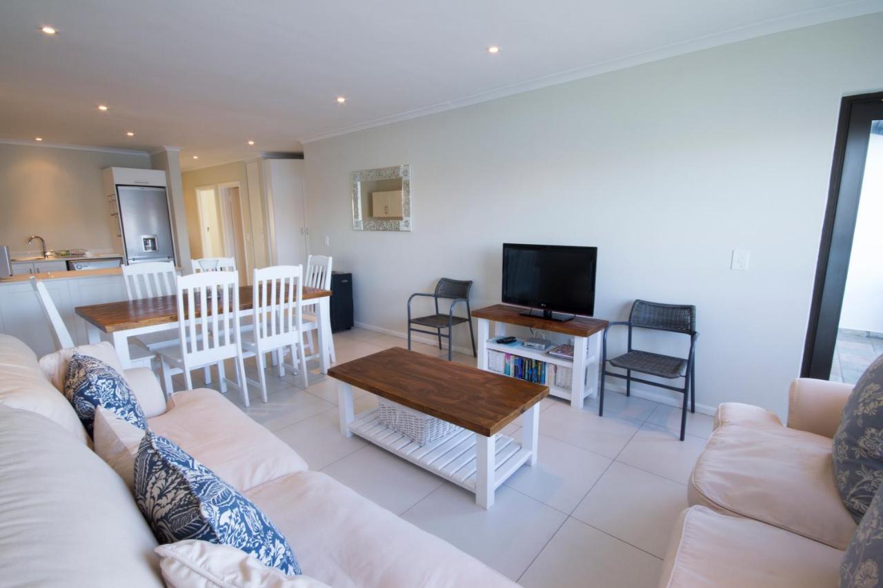 Laguna Grove Holiday Rentals Knysna Esterno foto